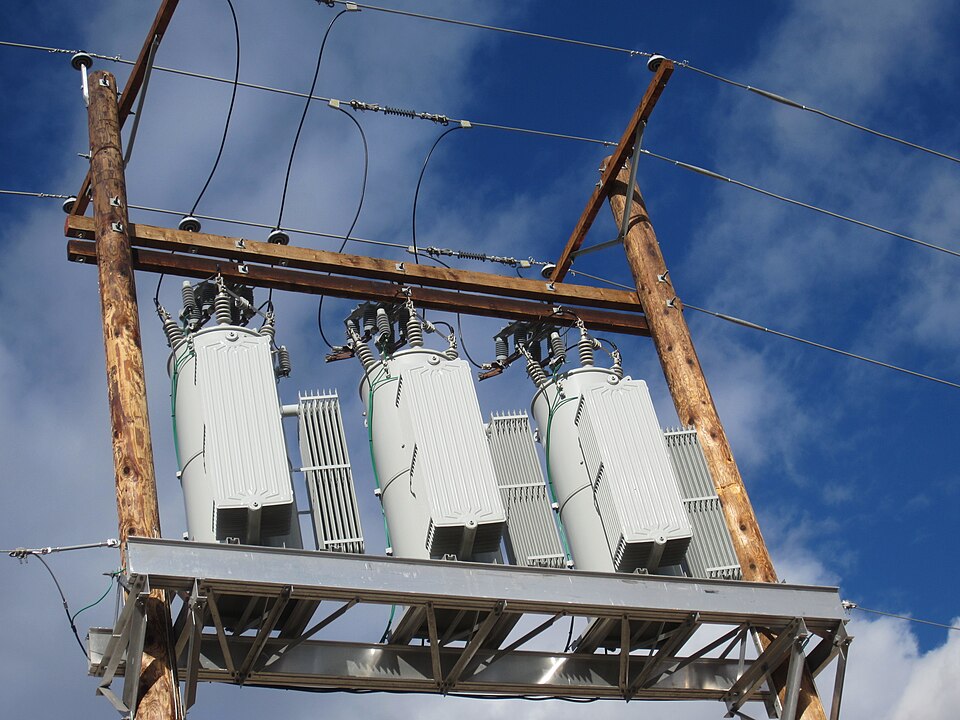 Servo Voltage Stabilizer